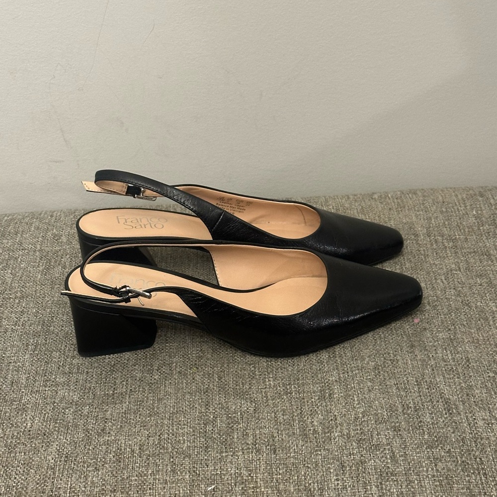 Franco Sarto Racer slingback Black Pumps Size 7.5 - Picture 2 of 9